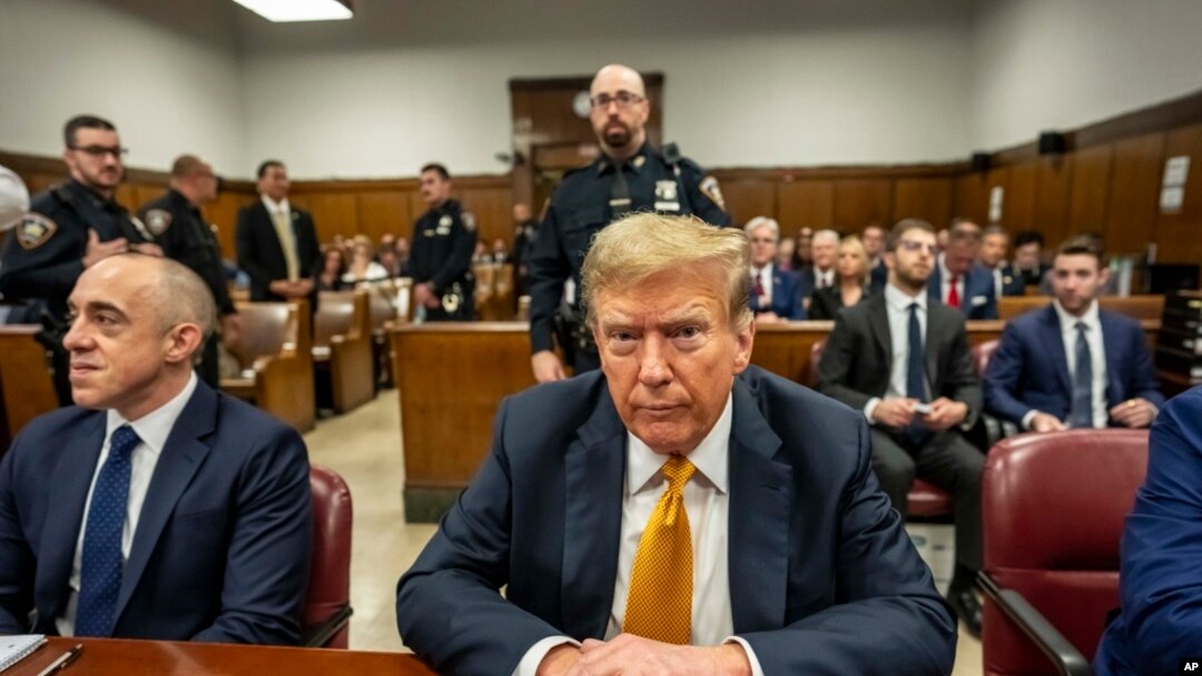 VaDonald Trump vari mudare muNew York