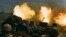 Binh sĩ Ukraine nã pháo gần Bakhmut, thành phố miền đông Ukraine, vùng Donetsk, ngày 15/5/2023.