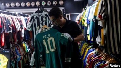 Brazilian s Soccer Shirt Collection Gets Guinness World Record