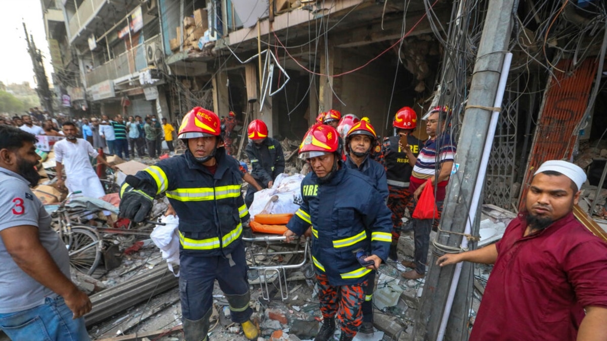 Bangladesh Building Explosion Kills at Least 14; Scores Hurt 