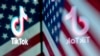 (แฟ้ม) ภาพแสดงให้เห็นโลโก้ติ๊กตอกสะท้อนในภาพธงชาติสหรัฐฯ ที่กรุงวอชิงตัน 16 มี.ค. 2023 (Stefani Reynolds / AFP)