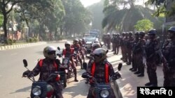 বিএনপি ও সমমনা রাজনৈতিক দলগুলোর ডাকা দেশব্যাপী ৩৬ ঘন্টার সড়ক-রেল-নৌপথ অবরোধ।