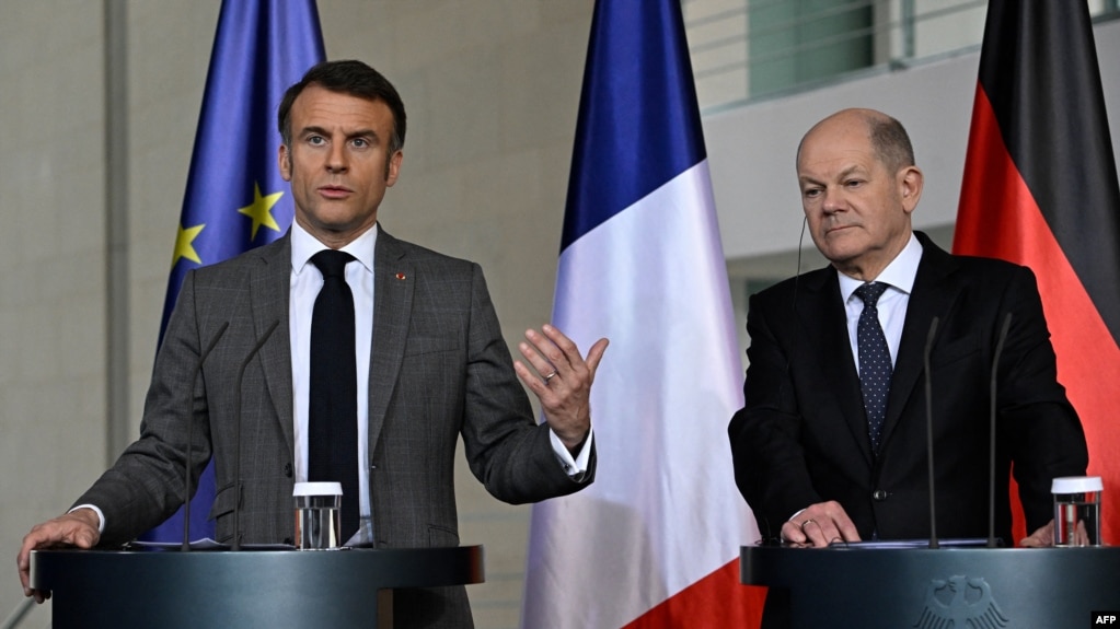 資料照片:法國總統馬克龍(左)和德國總理朔爾茨.
