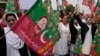 حزب عمران خان می‌گوید نخست وزیر سابق پاکستان از نامزدی در انتخابات منع شده است