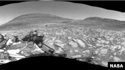 A camera attached to NASA’s Curiosity Mars rover captured this 360-degree panorama on Feb. 3. It shows the Gediz Vallis channel, which the rover will explore in the coming months. (Image Credit: NASA/JPL-Caltech)