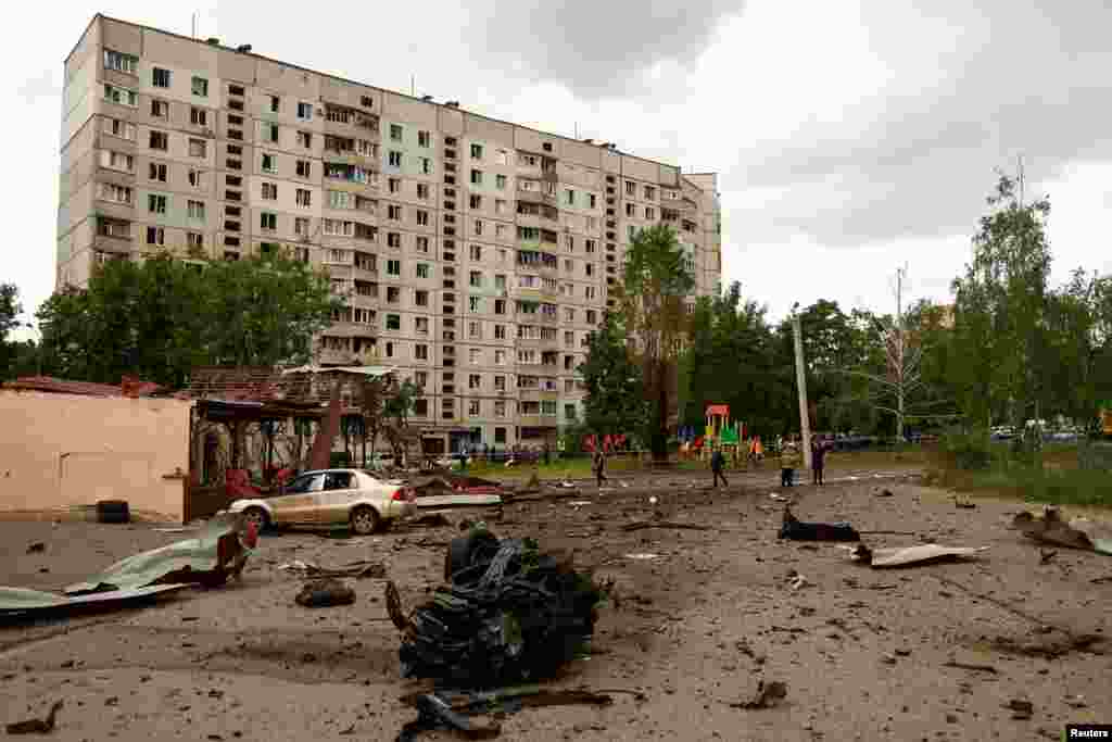 Una zona residencial dañada por el ataque ruso, en Járkov, Ucrania, el 22 de mayo de 2024. REUTERS/Valentyn Ogirenko