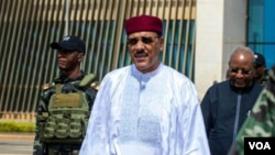 Le 18 septembre, Mohamed Bazoum a décidé de saisir la justice ouest-africaine pour demander sa libération et le rétablissement de l'ordre constitutionnel au Niger.