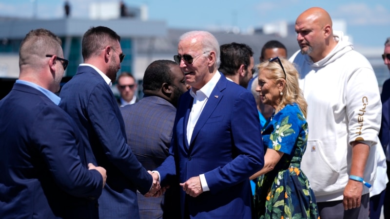 Biden hits campaign trail as Democrats fret about his candidacy