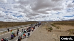 Caravana de las personas con discapacidad de Cochabamba a La Paz.