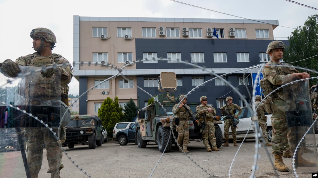 Kreu i KFOR-it: Gjendja në Kosovë vazhdon të jetë “shumë e paqëndrueshme”