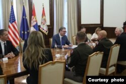 Predsednik Srbije Aleksandar Vučić primio je delegaciju Nacionalne garde Ohaja predvođenu komandantom general-majorom Džonom Harisom, u Predsedništvu Srbije, u Beogradu, 7. septembra 2023. (Foto: Fonet)