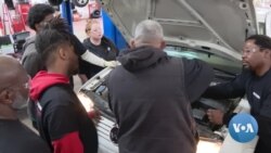 Current, Former Prisoners Learn to Be Auto Technicians for Chance at Success 