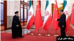 سفر ابراهیم رئیسی به چین مورد انتقاد برخی از رسانه‌های ایران قرار گرفت.