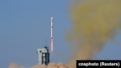 中国在甘肃酒泉卫星中心发射“风云三号G星”气象卫星。（2023年4月16日）