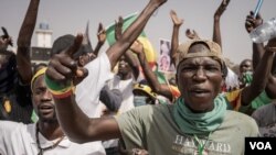 FILE: Some 10,000 protesters turned out to support Senegalese opposition leader Ousmane Sonko March 14, 2023 in Dakar, Senegal. (Photo by Annika Hammerschlag/VOA)
