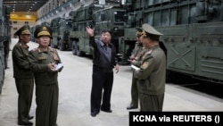 Експерти не виключають, що успішна та ефективна ракетна програма - одна з головних ініціатив Кім Чен Ина, коли він став лідером Північної Кореї
