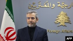 د بېروت د دورې په مهال د ګل، دوشبنې، په یوه خبري غونډه کې باقري امریکې سره د خبرو په اړه د پوښتنې په جواب کې وویل "مونږ همېشه مذاکرات جاري ساتلي دي...دا هېڅ کله نه دي ودرېدلي."
