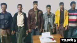 কক্সবাজার উখিয়ায় রোহিঙ্গা শিবির থেকে ৬ আরসা সদস্য আটক। 