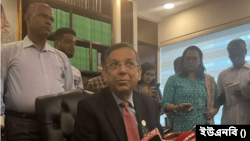 সচিবালয়ে সাংবাদিকদের সাথে আইনমন্ত্রী আনিসুল হক। ১১ অক্টোবর, ২০২৩।