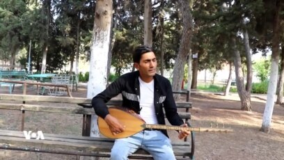 Mehmûd Koçer: Ez Ji Malbata Xwe Fêrî Muzîkê Bûm