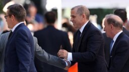Delaware’deki federal mahkeme binasındaki duruşmada, Hunter Biden hakkındaki suçlamaları reddetti. 