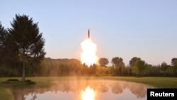 На фото – випробування ракети Північною Кореєю в невідомому місці, повідомляє Корейське центральне інформаційне агентство. 26 червня 2024 р. (KCNA через Reuters)