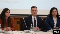 Kryetari i Gjykatës së Lartë Sokol Sadushi, në takimin me gjyqtarët