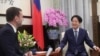 台湾总统府2024年6月13日发布照片显示，台湾总统赖清德日前在台北接受美国《时代》周刊的专访。