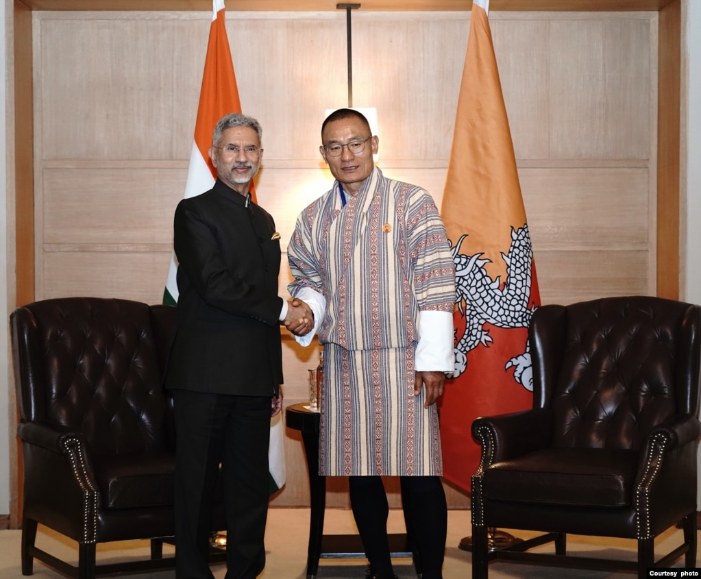 印度外交部长苏杰生博士于2024年3月14日在新德里会见不丹首相策仁·托杰（印度外交部提供）(photo:VOA)