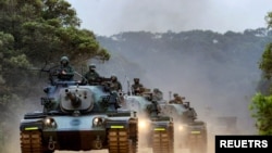 훈련 중인 타이완 육군 전차들이 이동하고 있다. (자료사진)