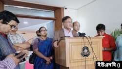 রাষ্ট্রীয় অতিথি ভবন পদ্মায় সাংবাদিকদের সঙ্গে মতবিনিয়মকালে পররাষ্ট্রমন্ত্রী ড. হাছান মাহমুদ। ১৪ এপ্রিল, ২০২৪।