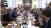 Opozicija preti bojkotom izbora, Vučić i naprednjaci na potezu