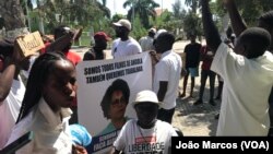 Professores manifestam-se em Benguela por integração no sistema educativo, Angola