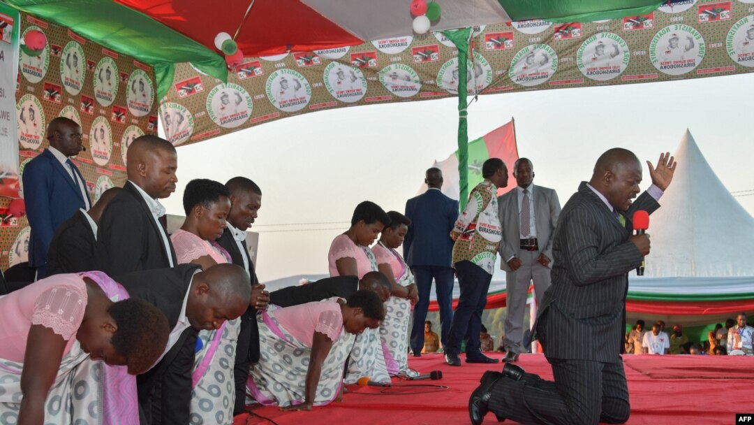 Umuhisi Nkurunziza mu masengesho yo mu kwa gatanu ko mu 2020