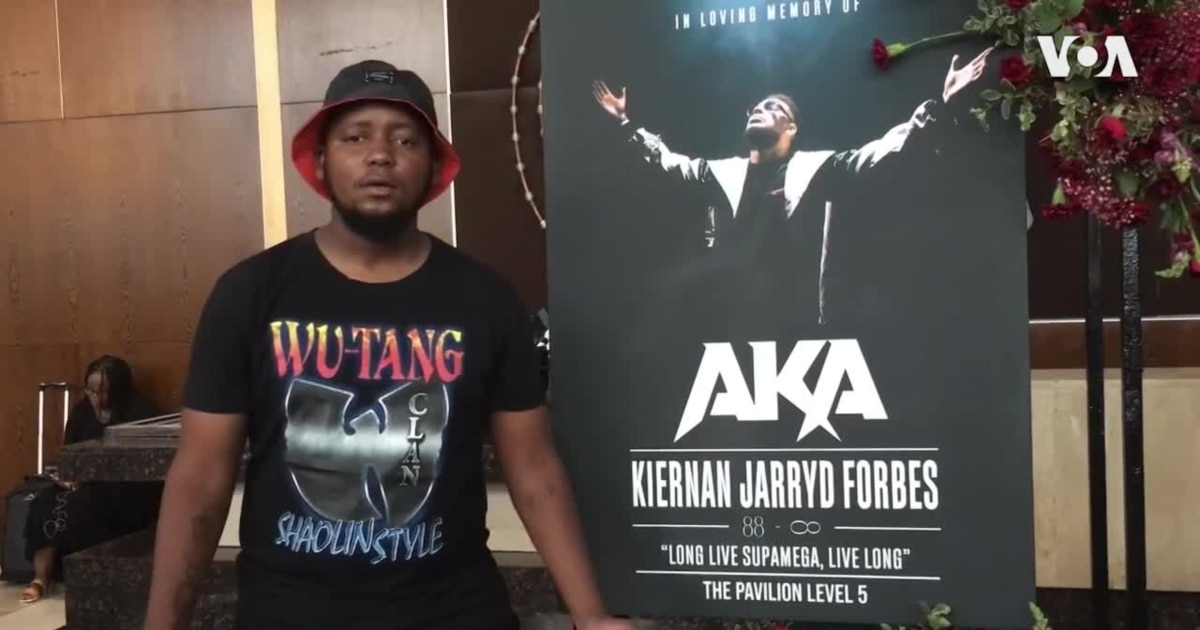 Fan Fan Rapper Fans of Rapper AKA Pay Their Respects