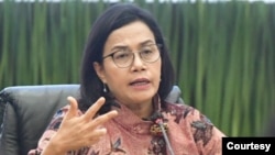 FILE - Menteri Keuangan RI Sri Mulyani dalam konferensi APBN Kita edisi April 2024, Jumat (26/04) di kantor Kementerian Keuangan, Jakarta. (Kemenkeu Foto/ biro KLI)