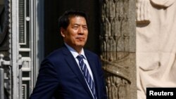 Trung Quốc nói sẽ nỗ lực tìm giải pháp chính trị cho khủng hoảng Ukraine | VOA