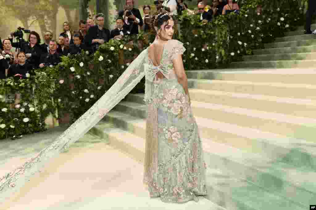 Alia Bhatt na Met Gala 2024 