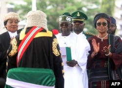 Presiden Nigeria Bola Tinubu ketika dilantik di Eagle Square in Abuja, Nigeria, 29 Mei, 2023. (Foto: AFP)