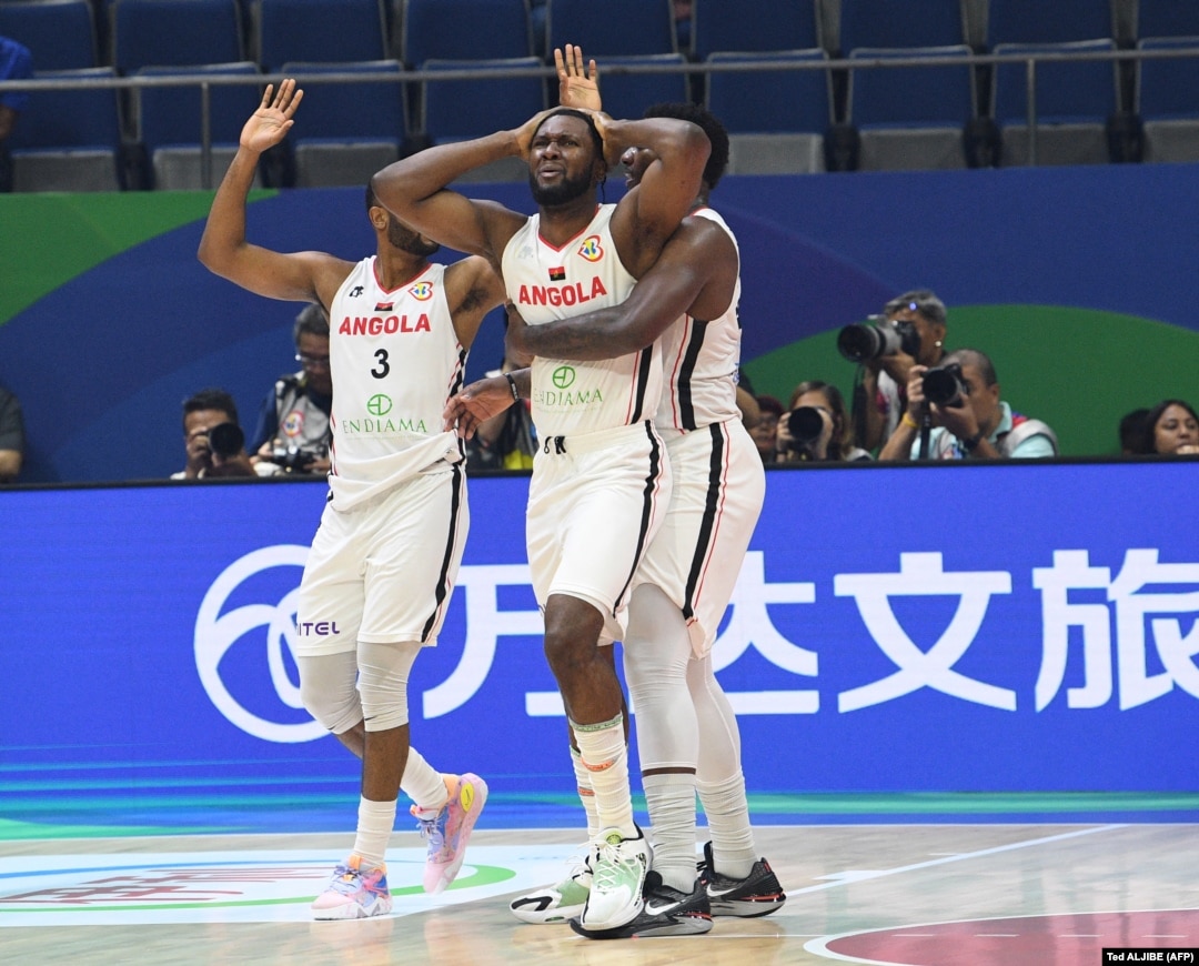 Jornal de Angola - Notícias - Mundial de Basquetebol: Angola joga