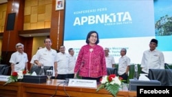 Menteri Keuangan Sri Mulyani Indrawati dalam konferensi pers, di Gedung Kemenkeu, Jakarta, Senin (27/5). (Facebook/smindrawati)