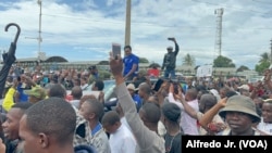 Venâncio Mondlane participa em manifestação da Renamo em Maputo pela "reposição da verdade eleitoral"