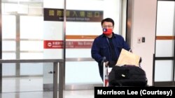 遭中国关押四年的台商李孟居9月2日自东京返抵台湾（美国之音特约记者李贤摄影）。