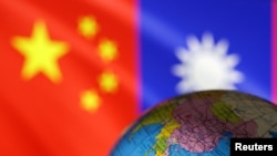 ILUSTRASI - Pemerintah Taiwan, Kamis (27/6) mendesak masyarakatnya untuk menghindari “perjalanan yang tidak perlu” ke China. (REUTERS/Dado Ruvic)