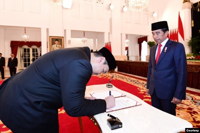Pelantikan Ario Bimo Nandito Ariotedjo (Dito Ariotedjo) menjadi Menpora, di Istana Kepresidenan RI, Jakarta, 3 Maret 2023. (Biro Setpres)