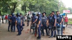 চট্টগ্রাম বিশ্ববিদ্যালয় আবার ছাত্রলীগের দুই গ্রুপের মধ্যে সংঘর্ষ, আহত ১০ জন