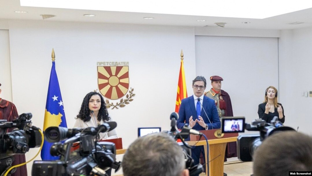 Османи-Садриу уверува дека нејзината земја конструктивно ќе учествува во процесот, но како што вели, не е сигурна во намерите на Србија и затоа бара интензивирање на европската дипломатија.