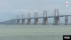 Puente sobre el lago de Maracaibo en Venezuela, uno de los mayores de América Latina y el más extenso de la nación latinoamericana. [Foto: Gustavo Ocando, VOA]