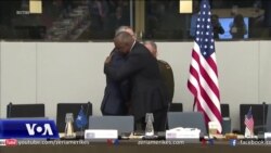 Sekretari Austin paralajmëron luftë të gjatë në Ukrainë, bën thirrje për më shumë armatime 