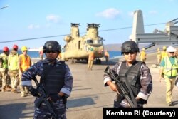 TNI AL merahkan prajurit Lanal Banyuwangi, untuk mengamankan Dermaga Tanjung Wangi, mulai H-1 hingga selesai kegiatan Super Garuda Shield.(Foto: Courtesy/Kemhan RI)